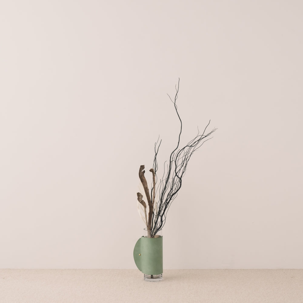 HalfMoon flower vase S / ハーフムーン フラワーベース S